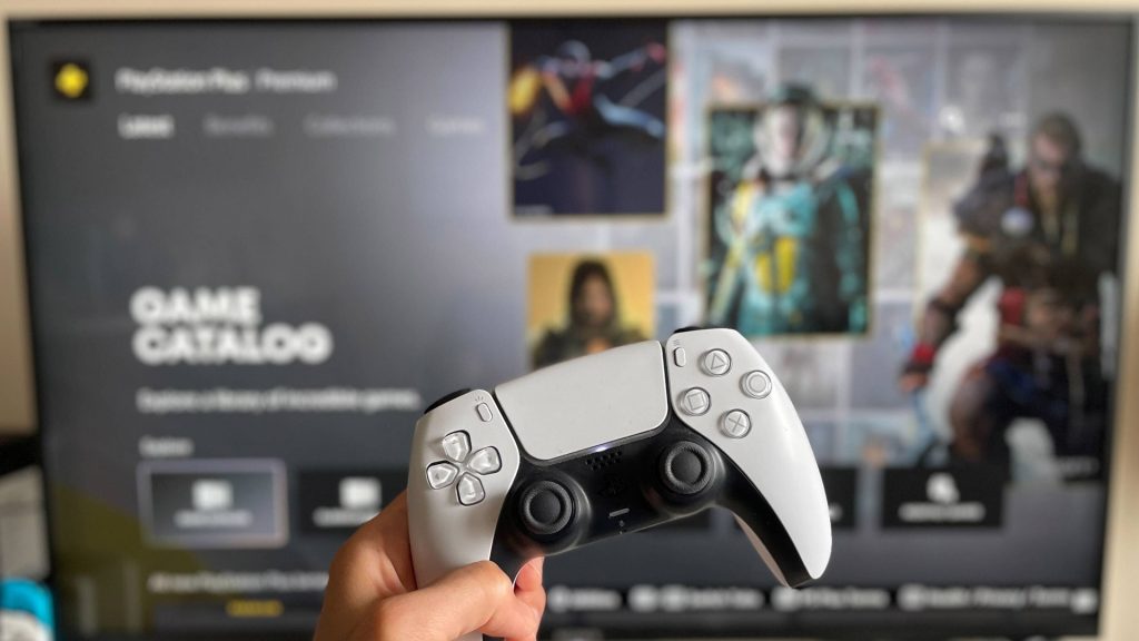آموزش تغییر زبان در PS4 و PS5 1 خرید آسان و مطمئن اکانت های ظرفیتی | خرید گیفت کارت پلی استیشن | خرید اشتراک پلاس | اکانت های قانونی PS4 و PS5 آموزش تغییر زبان در PS4 و PS5